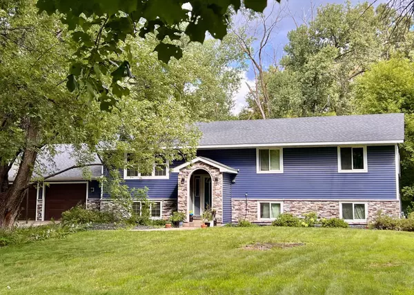 7708 Zealand AVE N, Brooklyn Park, MN 55445