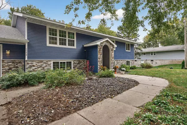 7708 Zealand AVE N, Brooklyn Park, MN 55445