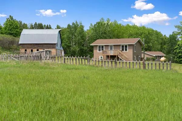 18400 Lundgren DR, Pine Lake Twp, MN 55735