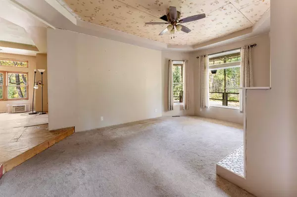 59412 Cloverdale RD, Partridge Twp, MN 55704