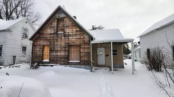 217 1st ST, Sandstone, MN 55072