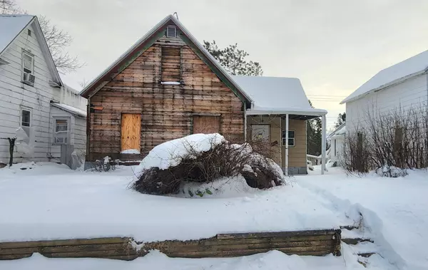 217 1st ST, Sandstone, MN 55072