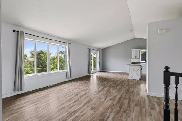 751 Morrison AVE S, Annandale, MN 55302