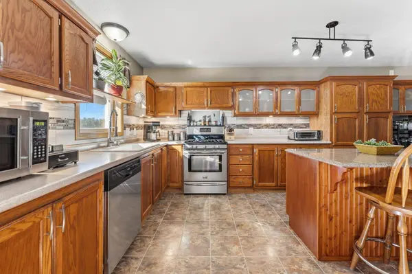 5295 Brunswick RD, Braham, MN 55006