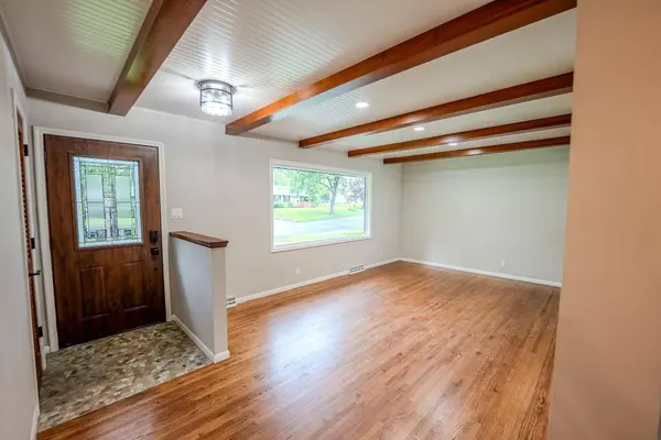 8679 Rich RD, Bloomington, MN 55437