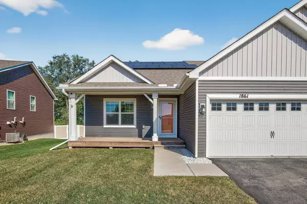 1861 Attenborough ST, Shakopee, MN 55379