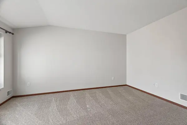 15681 Flackwood WAY, Apple Valley, MN 55124