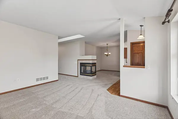 15681 Flackwood WAY, Apple Valley, MN 55124