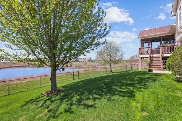 5373 199th ST N #N, Forest Lake, MN 55025