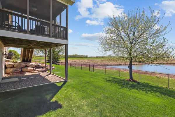5373 199th ST N #N, Forest Lake, MN 55025