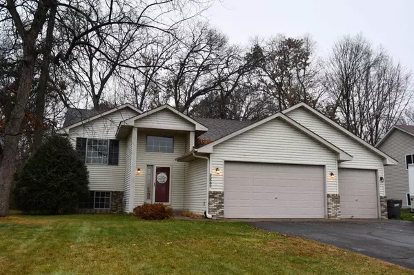 23582 Eidelweiss ST NW, Saint Francis, MN 55070