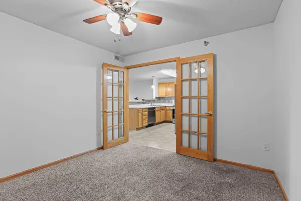 15570 Linnet ST NW #2-305, Andover, MN 55304