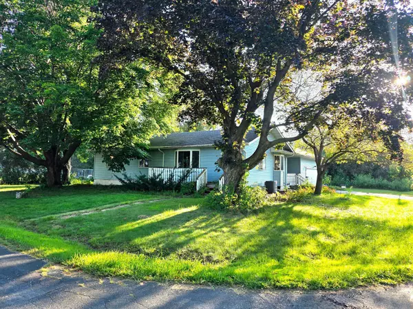 601 Wisconsin AVE, Centuria, WI 54824