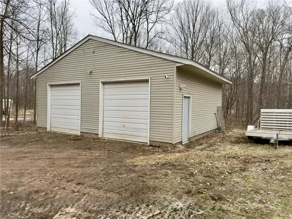 892 162nd Ave, Balsam Lake, WI 54810-2436