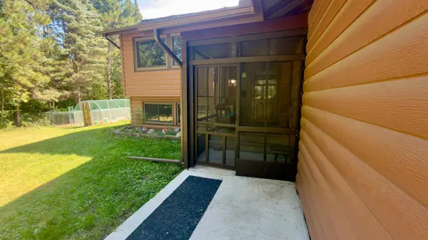 157 206th ST, Star Prairie, WI 54026