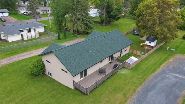 205 Jaden DR, Milltown, WI 54858