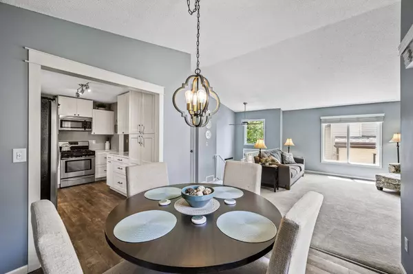 3547 Pilgrim LN N, Plymouth, MN 55441