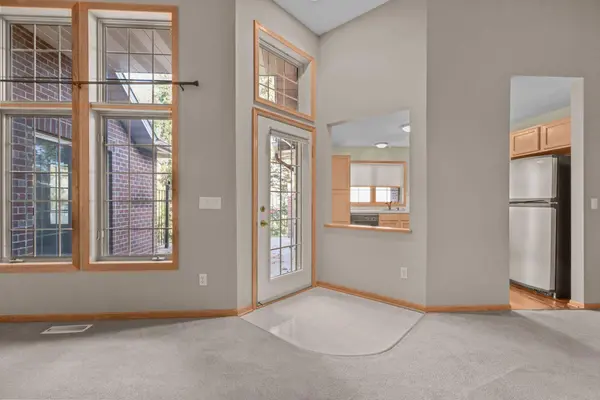 1603 Hunter Hill RD, Hudson, WI 54016