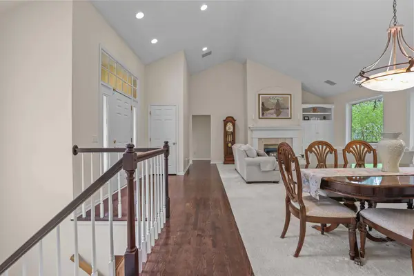 1711 Little Crow DR, South Saint Paul, MN 55075