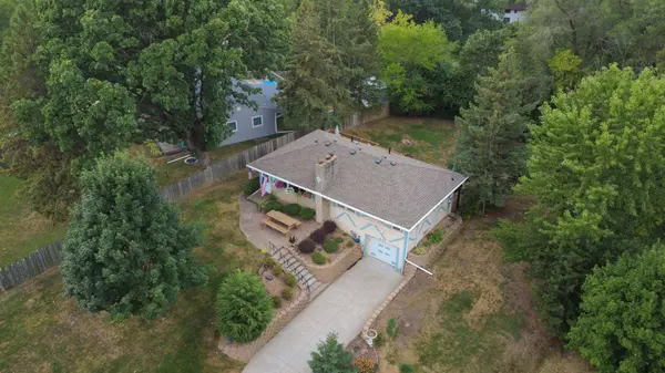 1933 Flandrau ST, Maplewood, MN 55109