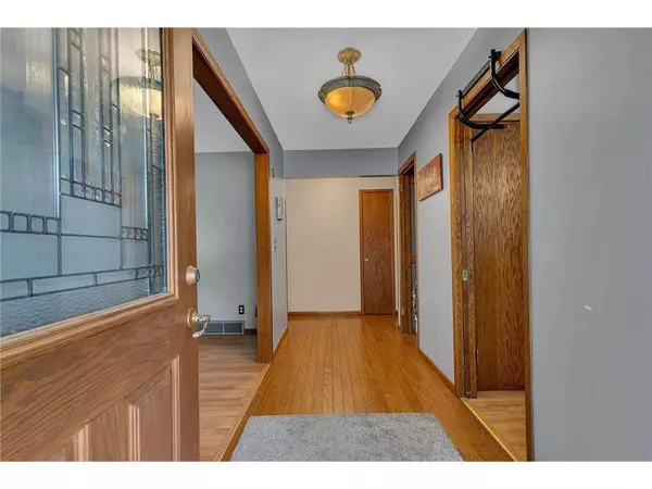 2721 12th Ave NW, Willmar, MN 56201-2001