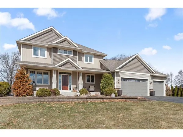 25188 Firefly Ave, Wyoming, MN 55092-8103
