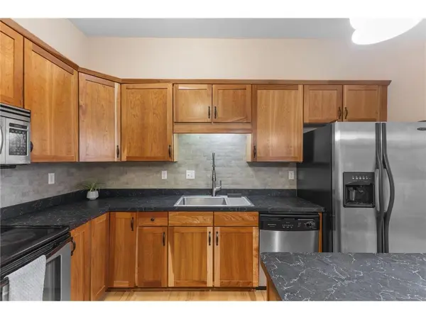 270 4th St E #203, St Paul, MN 55101-2705