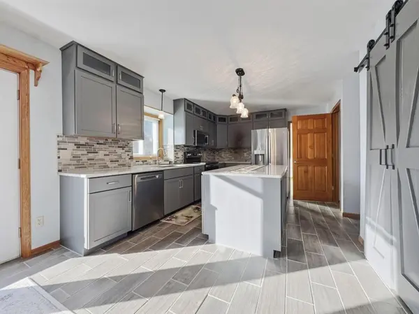 2610 Hydram Ave N, Oakdale, MN 55128-4825