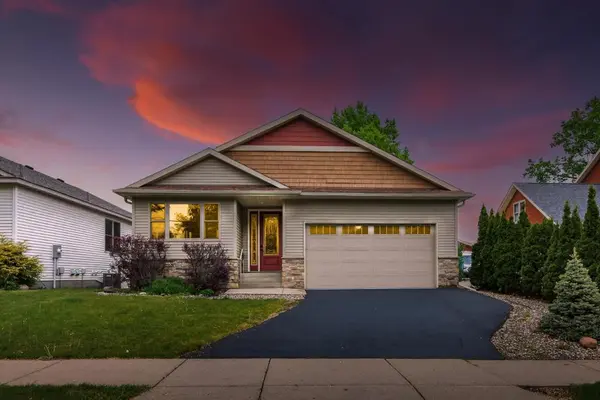 1589 Christie Pl, St Paul, MN 55106-1310