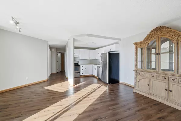 78 10th ST E #1802, Saint Paul, MN 55101