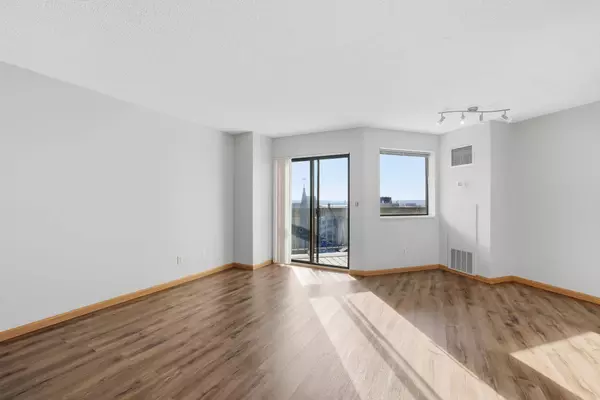 78 10th ST E #1802, Saint Paul, MN 55101