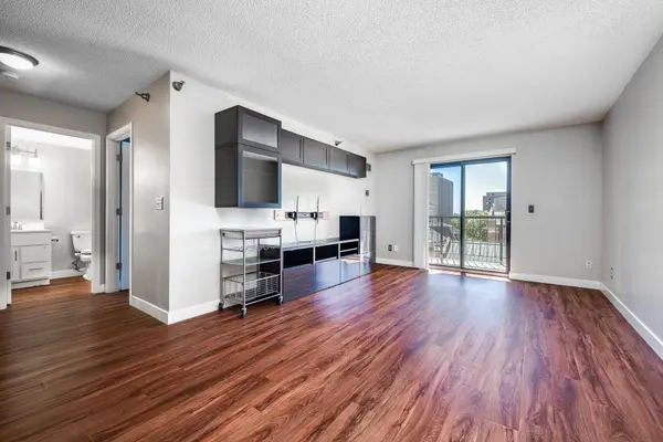78 10th ST E #506, Saint Paul, MN 55101
