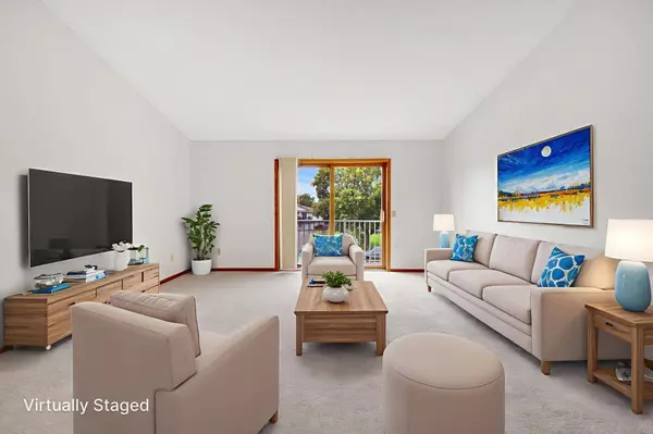 3304 Greenbrier ST #3304C, Vadnais Heights, MN 55127