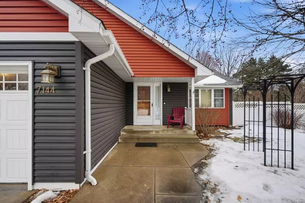 7144 2nd AVE, Lino Lakes, MN 55014