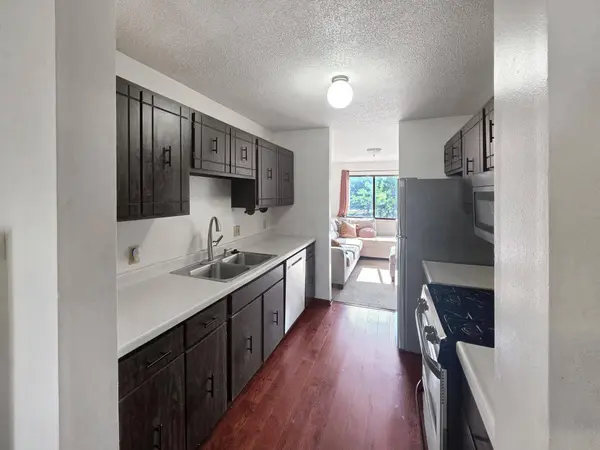 7501 62nd CT N, Minneapolis, MN 55428