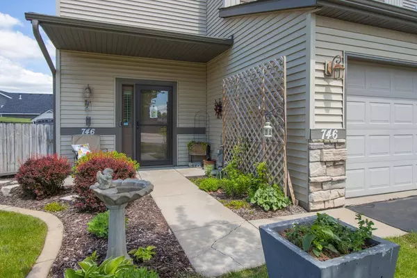 746 31st ST W, Hastings, MN 55033