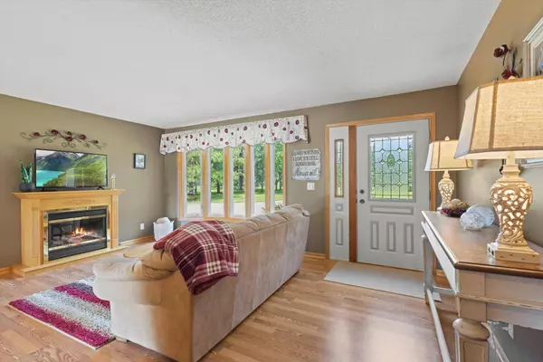 6551 132nd ST N, Hugo, MN 55110