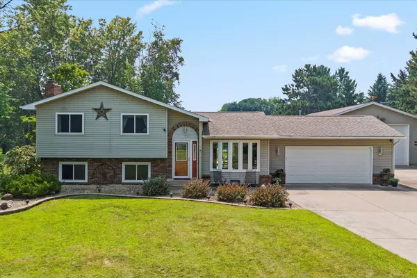 6551 132nd ST N, Hugo, MN 55110