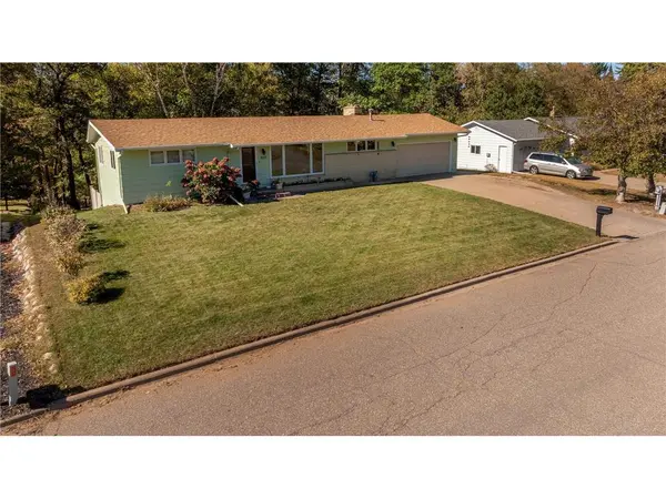 1622 Graydon Ave, Brainerd, MN 56401-4322