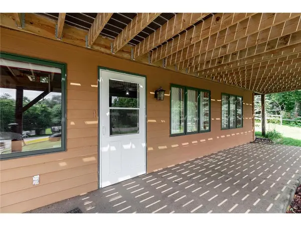 8127 Ridge Rd, Lake Shore, MN 56468-8770