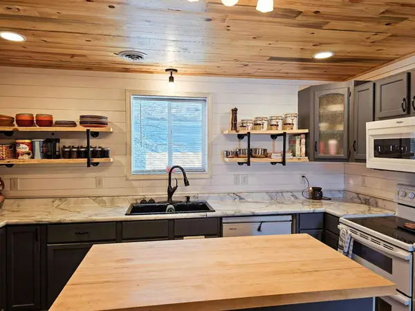 1724 Laurel ST, Brainerd, MN 56401