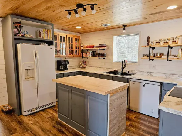 1724 Laurel ST, Brainerd, MN 56401