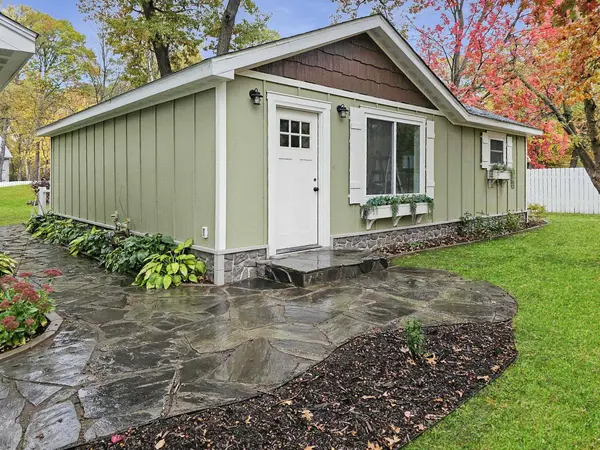 19040 Love Lake RD, Brainerd, MN 56401