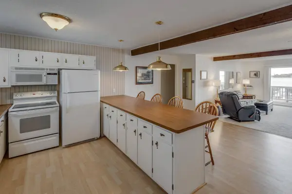 9212 Edgewater CIR S #202, Breezy Point, MN 56472