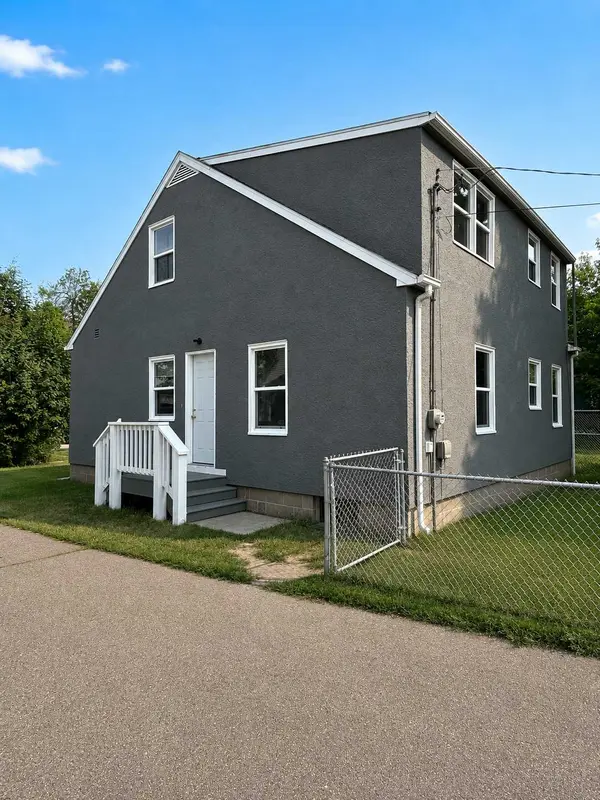 606 S 8th ST, Brainerd, MN 56401