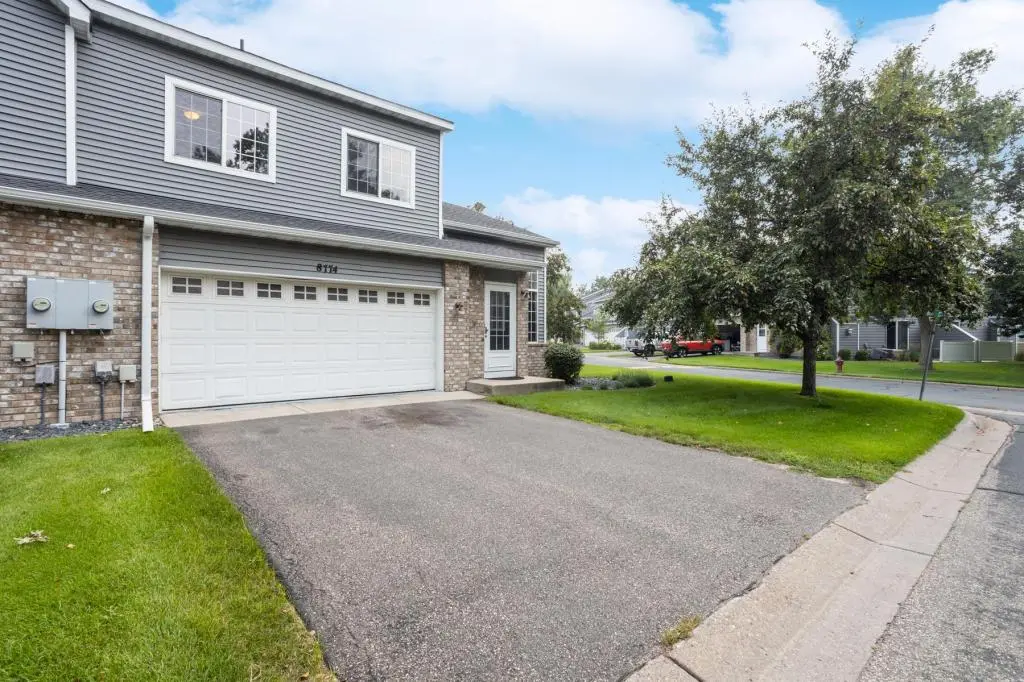 8774 Hastings Cir NE, Minneapolis, MN 55449-4509