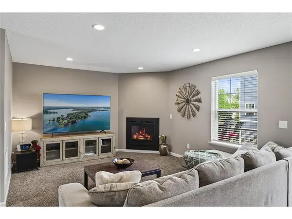 14619 Rhinestone St NW, Anoka, MN 55303-4866
