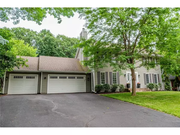 Plymouth, MN 55446-3453,4810 Juneau Ln N