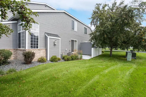 8774 Hastings Cir NE, Minneapolis, MN 55449-4509