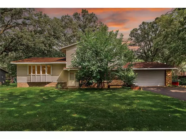 2611 Northdale Blvd NW, Minneapolis, MN 55433-2927